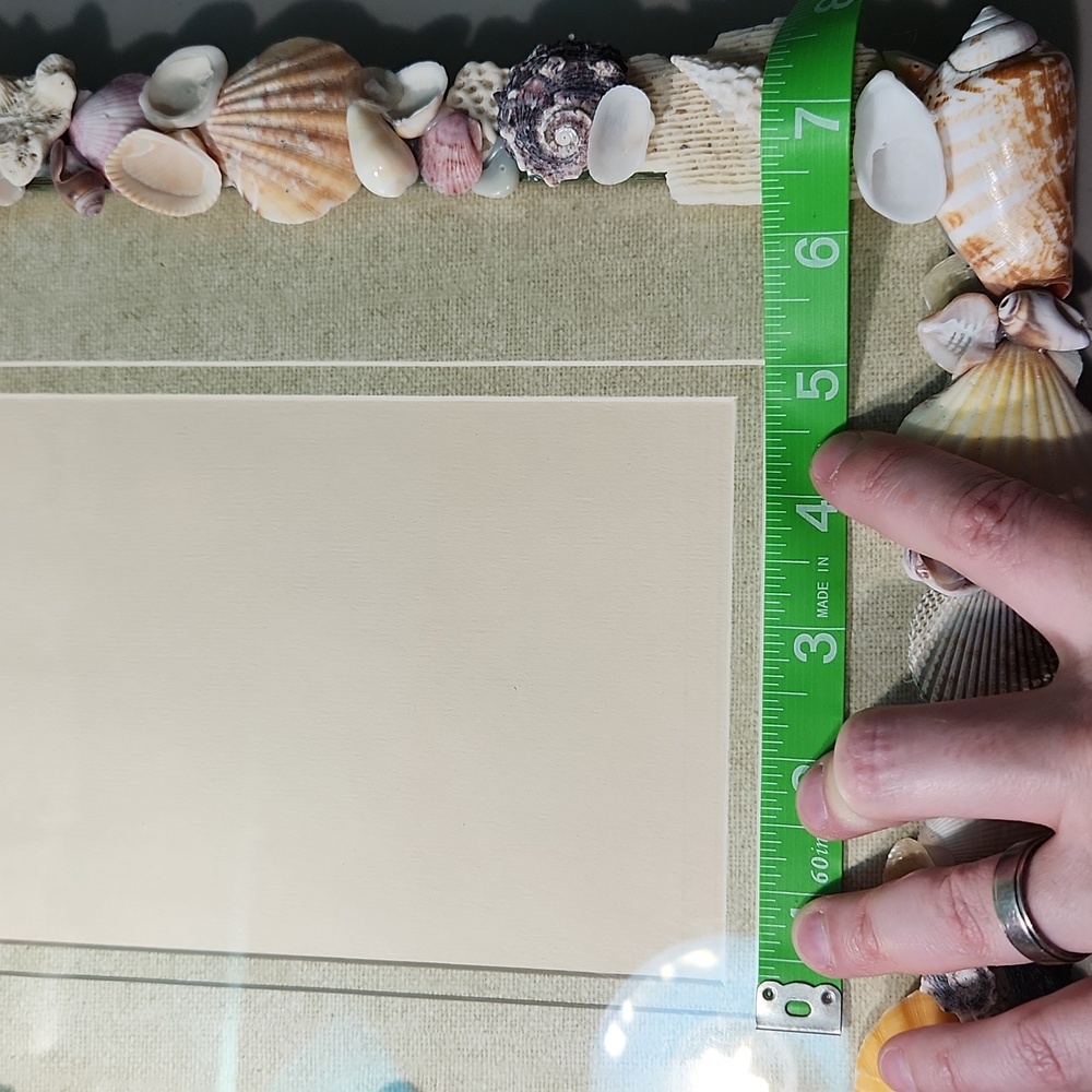 Hand Crafted Sea Shells Picture Frame - Picture 5 of 7